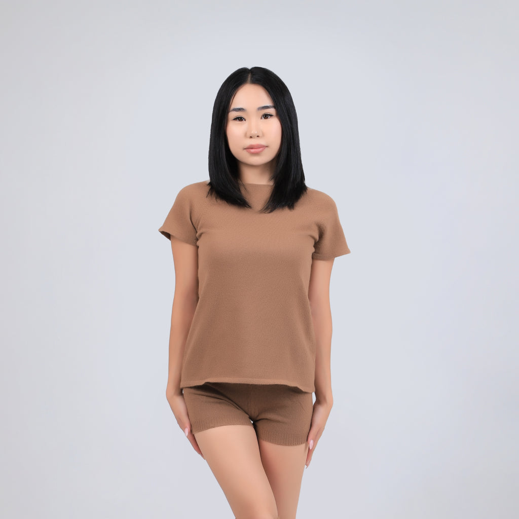 Short-Sleeve Knit Camel Wool Top